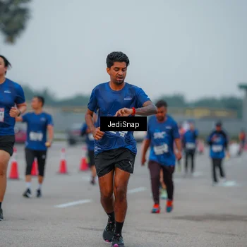 Runner Photo 7537309