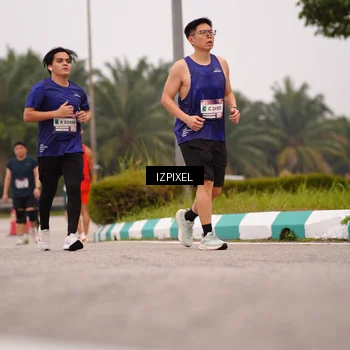 Runner Photo 7537313