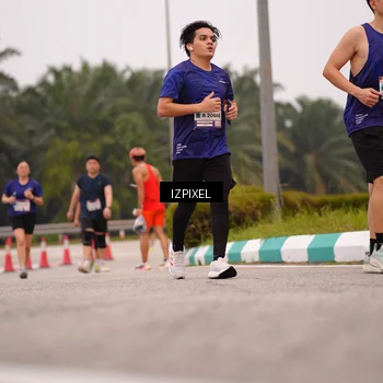 Runner Photo 7537314