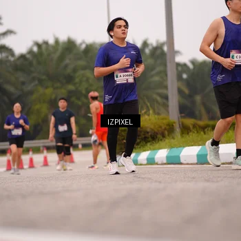 Runner Photo 7537315