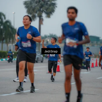 Runner Photo 7537318
