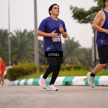 Runner Photo 7537325