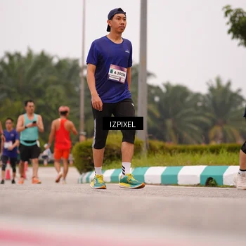 Runner Photo 7537338