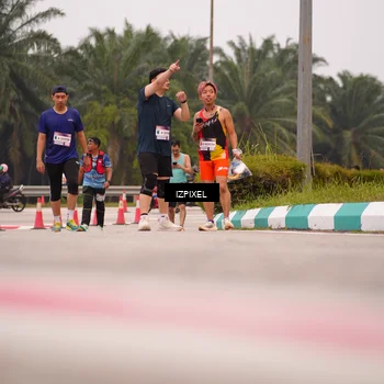 Runner Photo 7537340