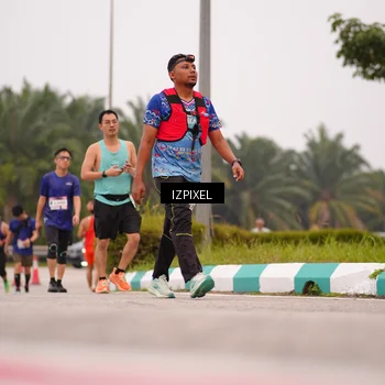 Runner Photo 7537349