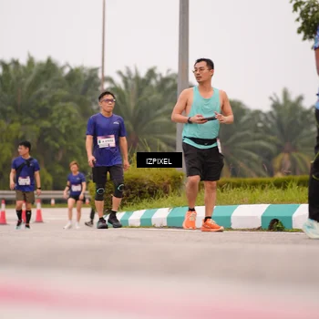 Runner Photo 7537353