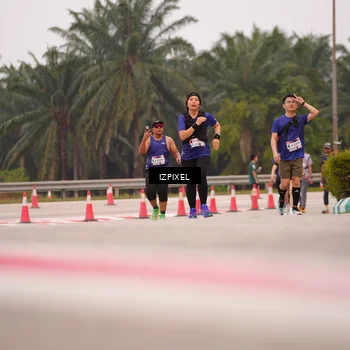 Runner Photo 7537358