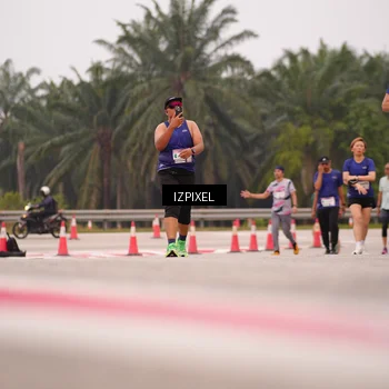 Runner Photo 7537359