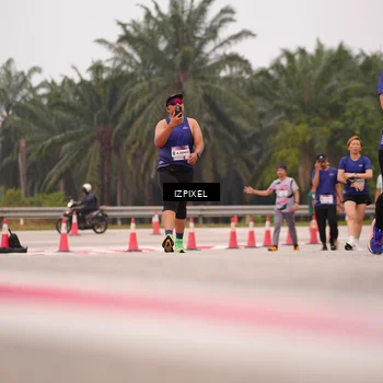 Runner Photo 7537360