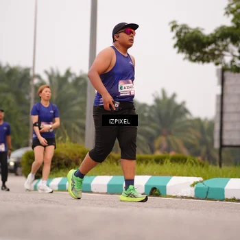 Runner Photo 7537372
