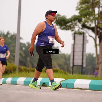 Runner Photo 7537375