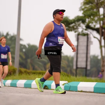 Runner Photo 7537376