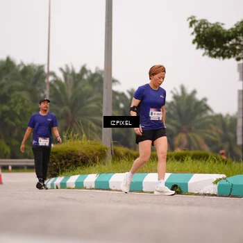 Runner Photo 7537378