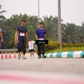 Runner Photo 7537383