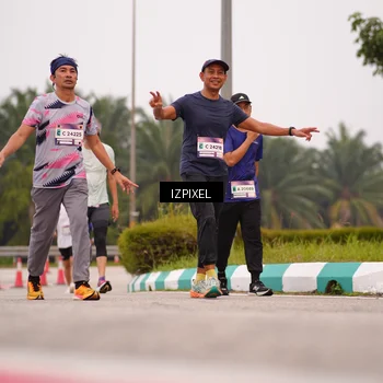 Runner Photo 7537387