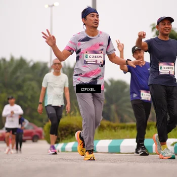 Runner Photo 7537398