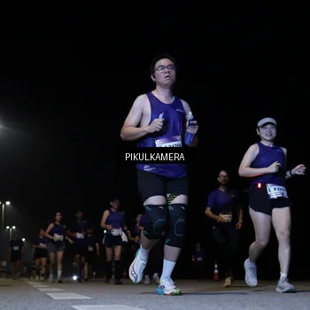 Runner Photo 7537400