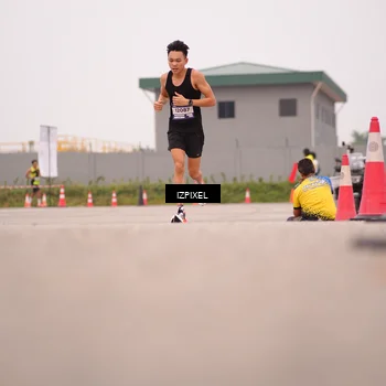 Runner Photo 7537413