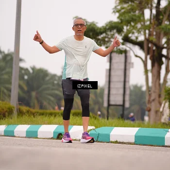 Runner Photo 7537416