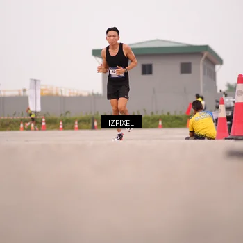 Runner Photo 7537418
