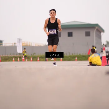 Runner Photo 7537419