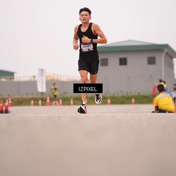 Runner Photo 7537422