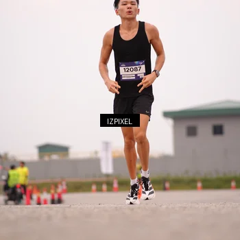 Runner Photo 7537431