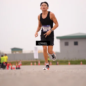 Runner Photo 7537437