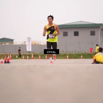 Runner Photo 7537442