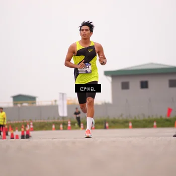 Runner Photo 7537449