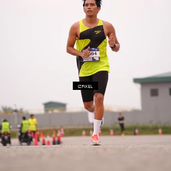 Runner Photo 7537456