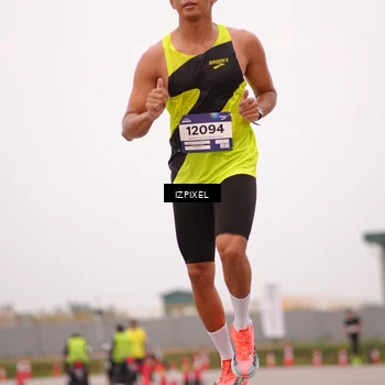 Runner Photo 7537458