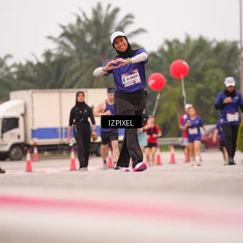 Runner Photo 7537494