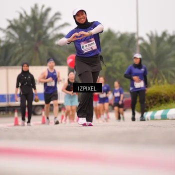 Runner Photo 7537495