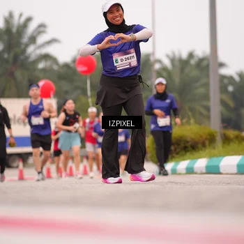 Runner Photo 7537498