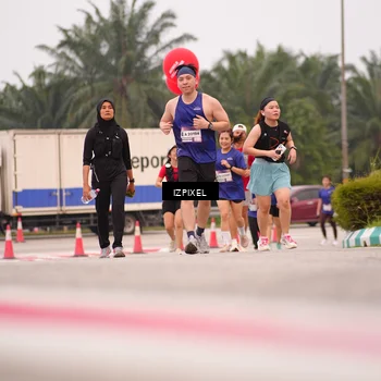 Runner Photo 7537504