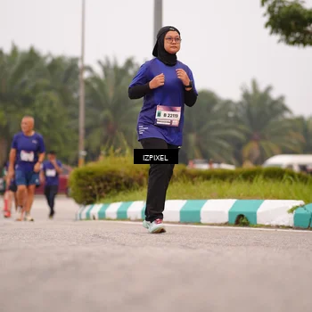 Runner Photo 7537536