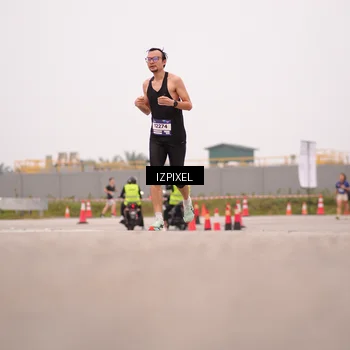 Runner Photo 7537547