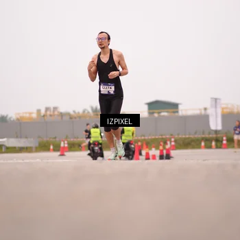 Runner Photo 7537548