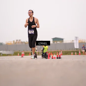 Runner Photo 7537553