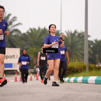 Runner Photo 7537577
