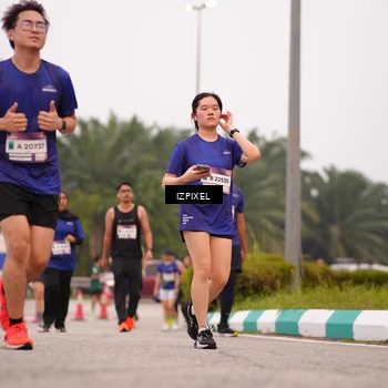 Runner Photo 7537580