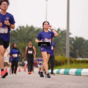 Runner Photo 7537582