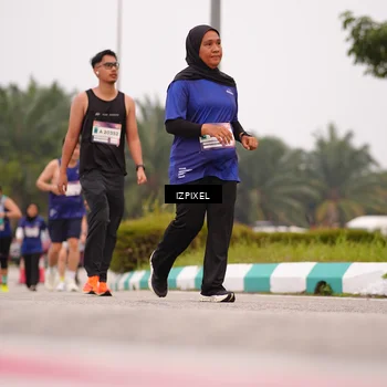 Runner Photo 7537597