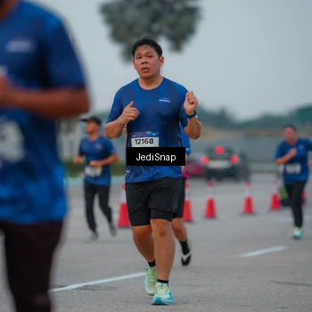 Runner Photo 7537621