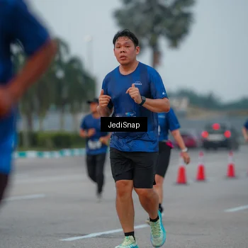 Runner Photo 7537629