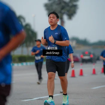 Runner Photo 7537630