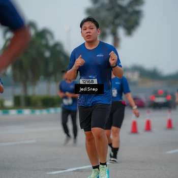 Runner Photo 7537631