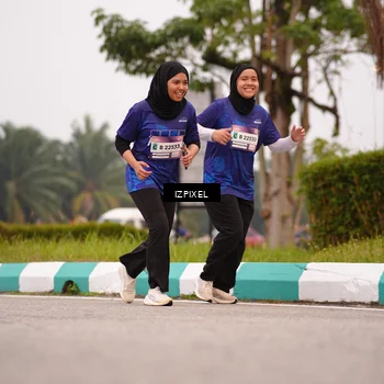 Runner Photo 7537654