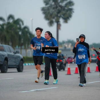Runner Photo 7537658